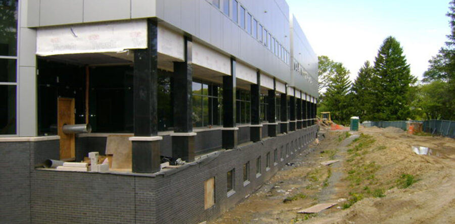 University of Binghamton Science Building – Missouri Red